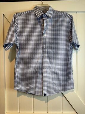 UNTUCKit Blue and White Gingham Short Sleeve Button-Down Shirt